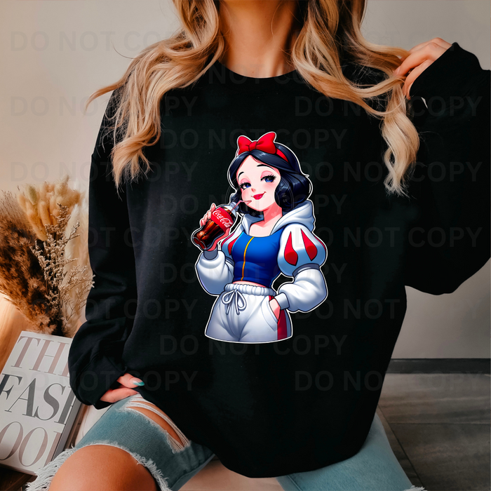 COKE {SNOW WHITE }