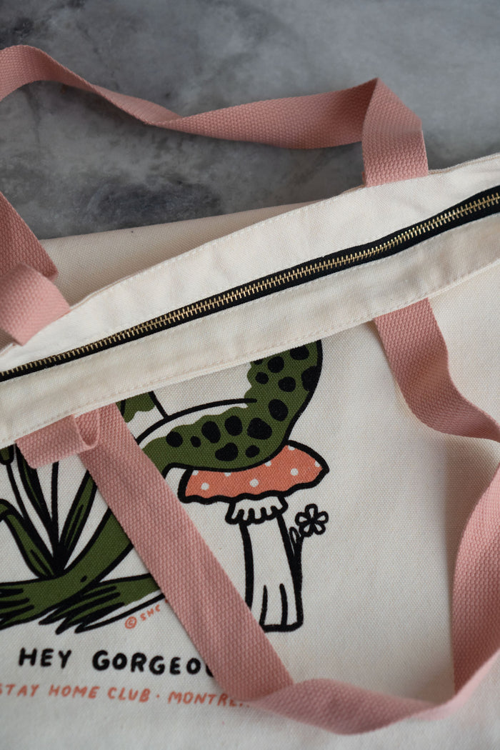 Hey Gorgeous Big Zip Tote