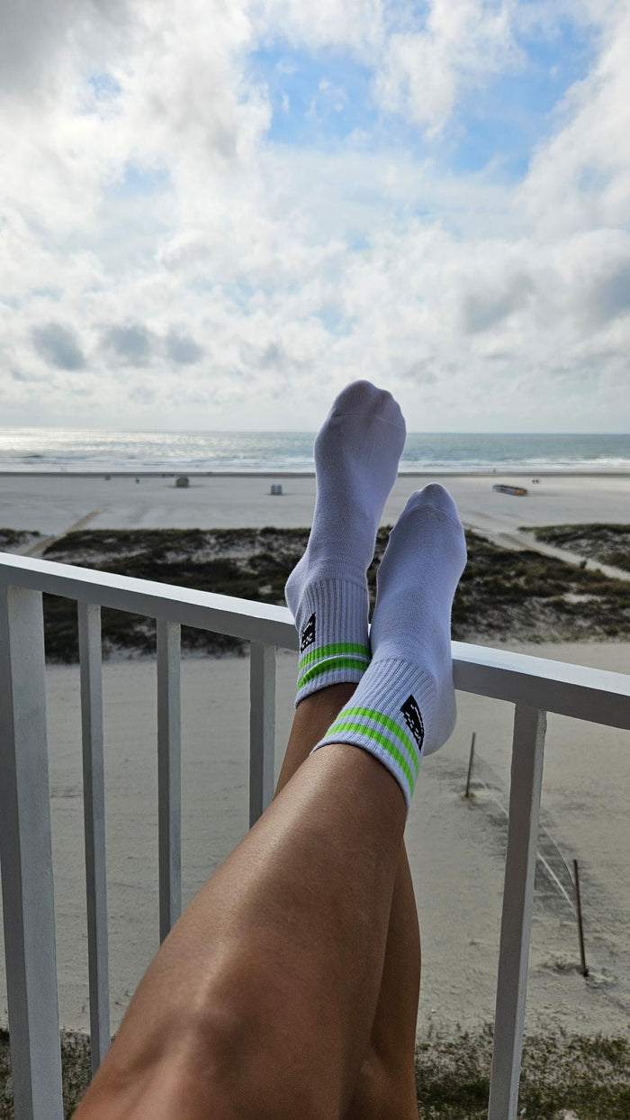 404 Media Crew Socks