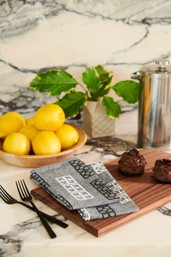 Breeze Block Napkin Set - Black