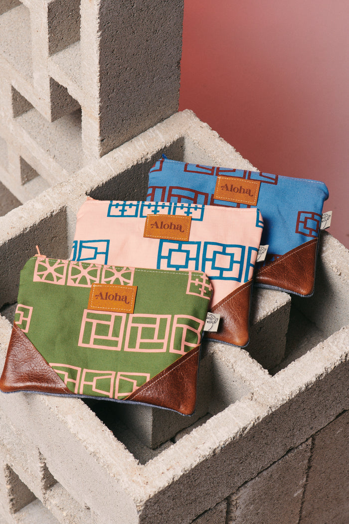 Corner Pouch - Breeze Block Copen