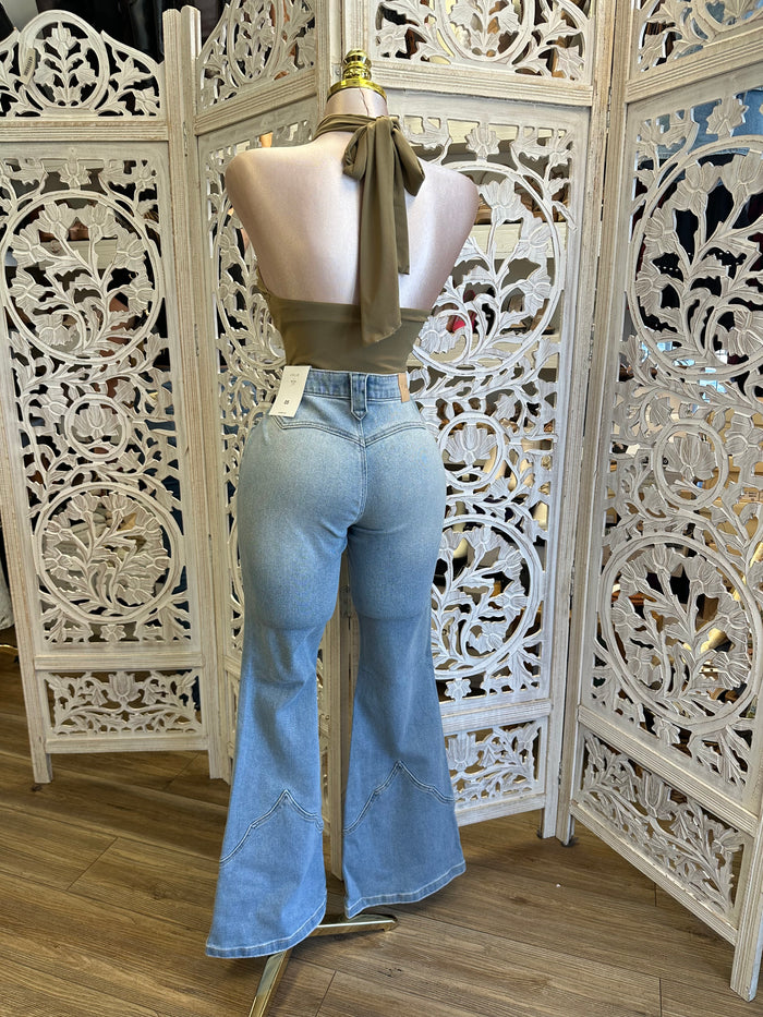 Light Wash Flare Embroidery Jeans