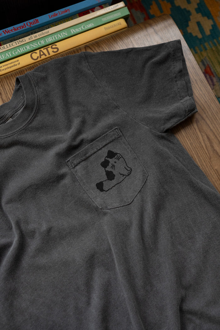 Overreact Pocket Tee | Pepper
