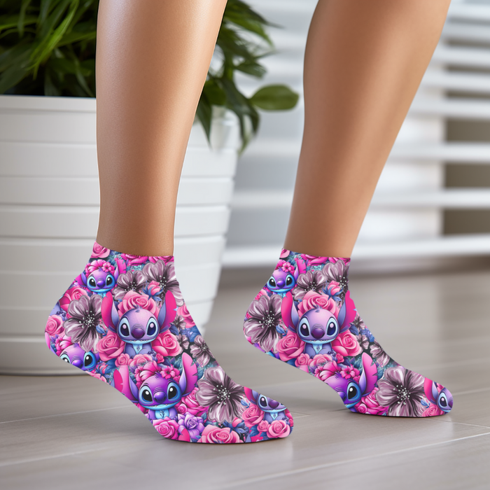 PINK ALIEN   SOCKS 2