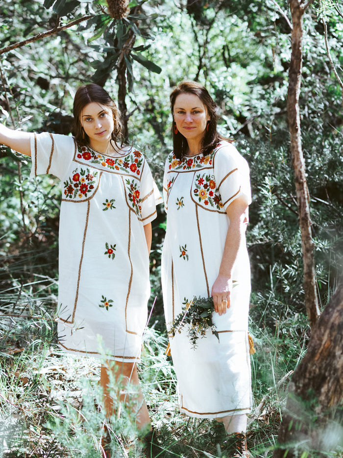 Romina Maxi Dress in Wild Flower White