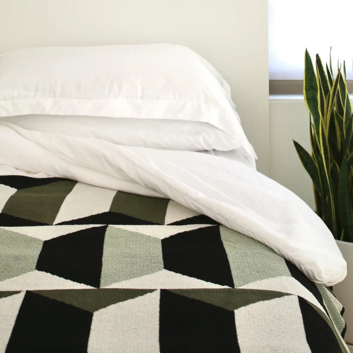 TOTEM OLIVE