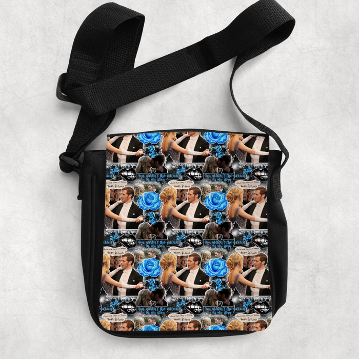 VD   SHOULDER BAG