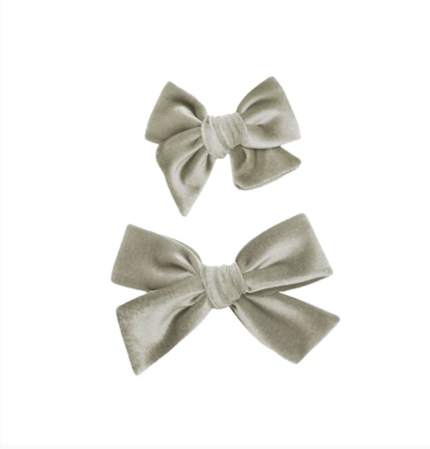 Velvet Bow Alligator Clip